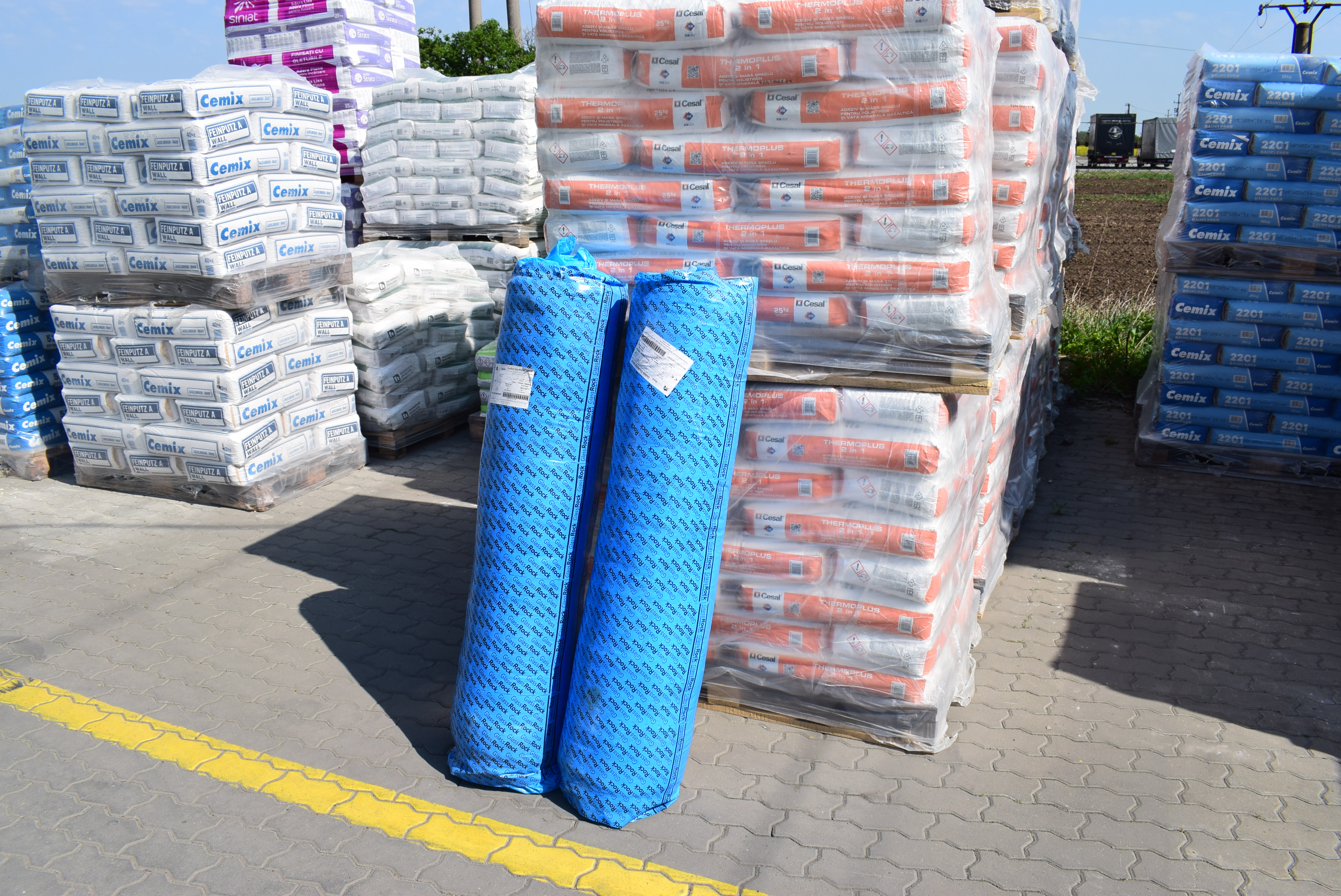 Vând - Vată minerală 10 cm grosime și 5 cm grosime